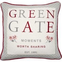 Наволочка GreenGate moments red w emb